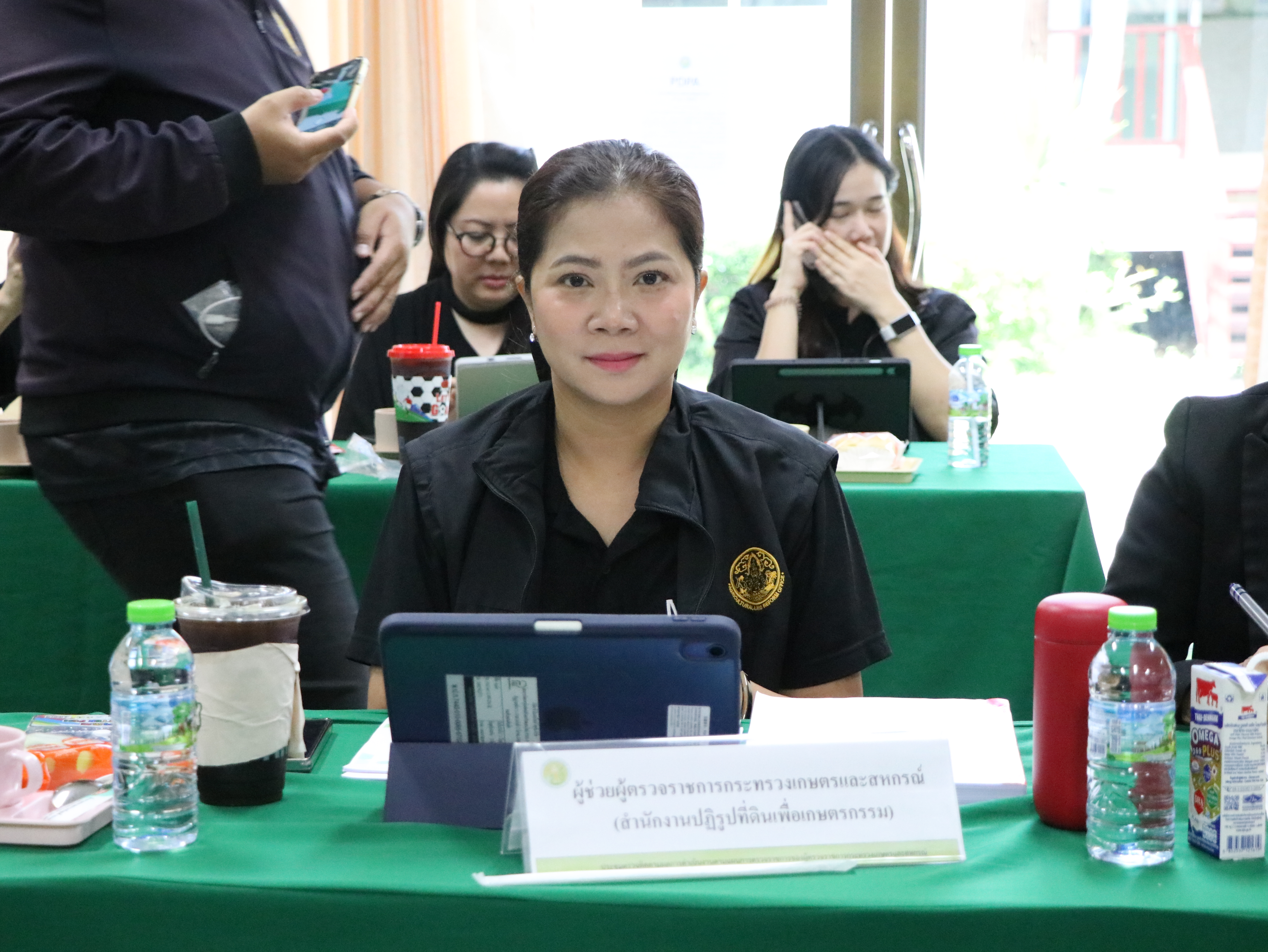 title - ปฏิรูปที่ดินจังหวัดเพชรบุรี พร้อมด้วย เจ้าหน้าที่ ส.ป.ก.เพชรบุรี ร่วมการประชุมตรวจติดตามผลการดำเนินงานตามแผนการตรวจราชการของผู้ตรวจราชการกระทรวงและสหกรณ์ (นางสุวรรณี ศรีสุวรรณ์) ประจำปีงบประมาณ พ.ศ. 2569 รอบที่ 2 เขตตรวจราชการที่ 4